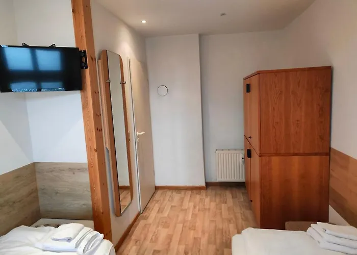 Apartment Moeblierte In Gruenheide - Naehe Tesla